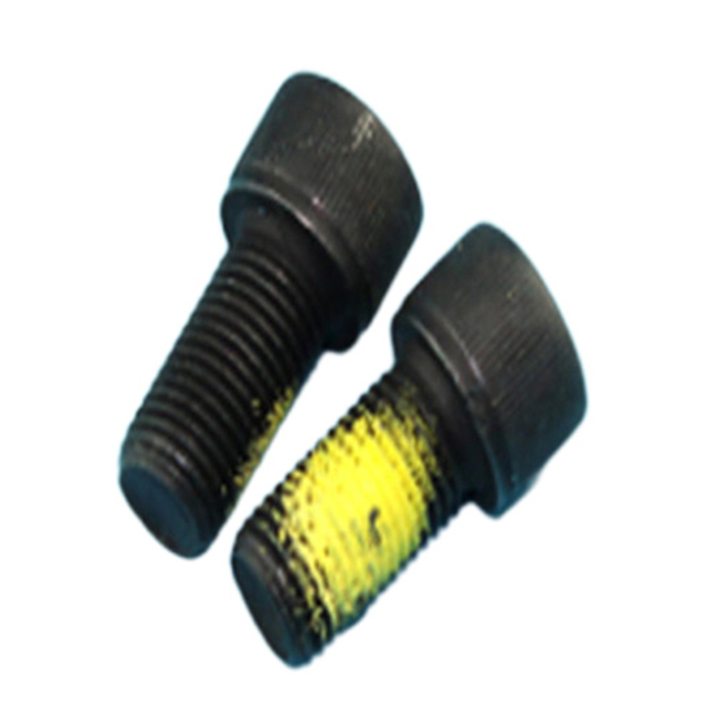 Vite a testa cilindrica con cava esagonale di colore nero con toppa in nylon Vite a testa cilindrica con cava esagonale di colore nero con toppa in nylon